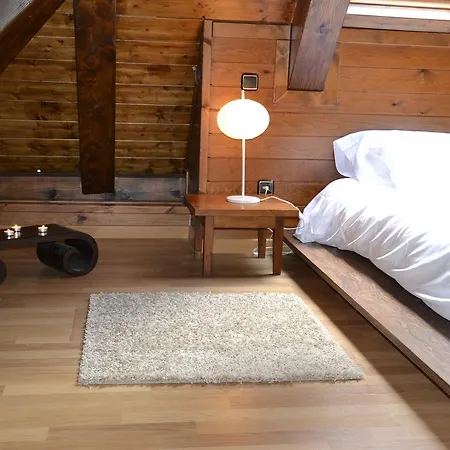 Hotel Era Borda Gausac