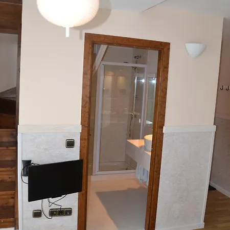 Era Borda 2* Gausac